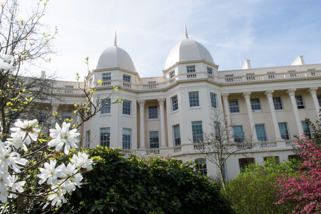 Best MBA Colleges in the World (Updated 2022 Rankings) - iQuanta