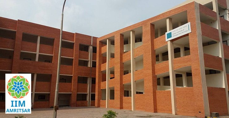 IIM Amritsar IPM Fees